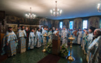 Liturgie à l'église des Trois-Saints-Docteurs à Paris